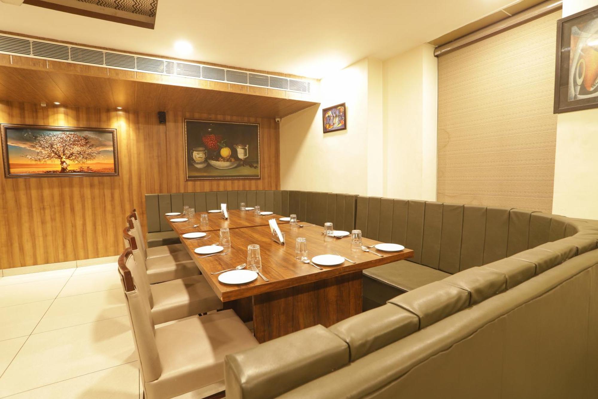Hotel Razia Inn Hisār Exterior foto